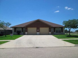 4708 John David Dr in Killeen, TX - Building Photo
