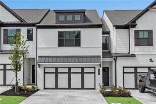 4582 Cypress Pk Dr in Gainesville, GA - Building Photo