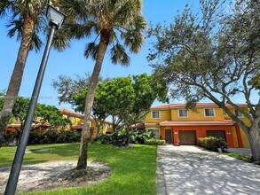 10341 SW 18th St in Miramar, FL - Building Photo - Building Photo