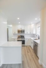 923 Church St in Bohemia, NY - Building Photo - Building Photo