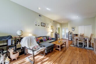 409 E 38th St in Austin, TX - Building Photo - Building Photo