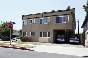 5851 Whitnall Hwy in North Hollywood, CA - Foto de edificio - Building Photo