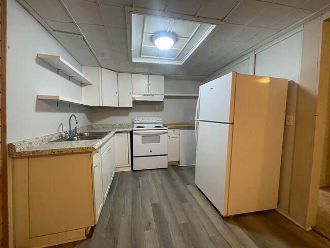 909 Mapoles St in Crestview, FL - Building Photo - Building Photo