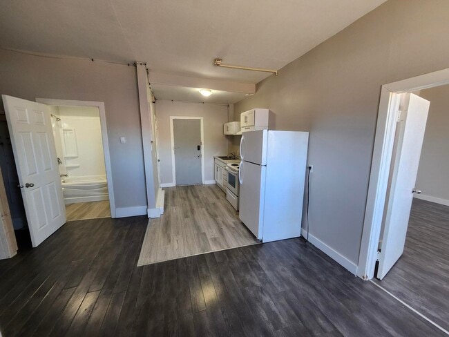 property at 144 Victoria St