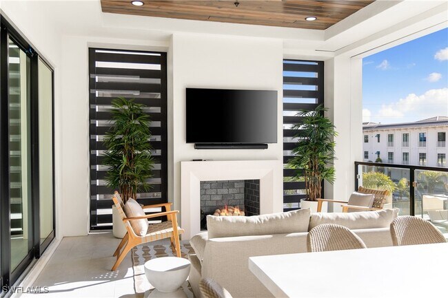property at 82 9th St S