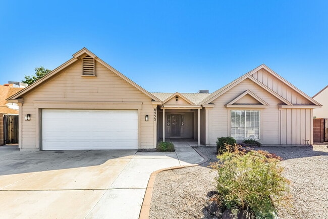 property at 6533 W Grandview Rd