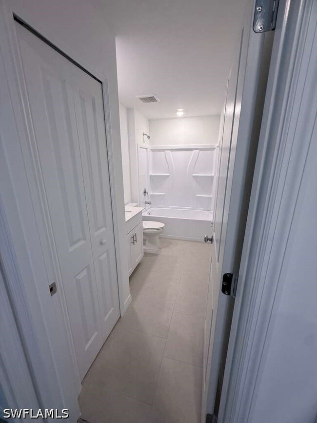 property at 11613 Savanna Lks Blvd