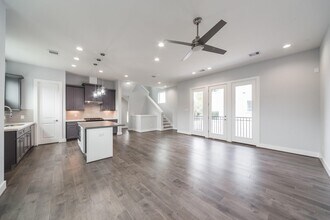 3722 Robertson St in Houston, TX - Foto de edificio - Building Photo
