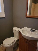 647 N Hamlin Ave-Unit -G in Chicago, IL - Building Photo - Building Photo