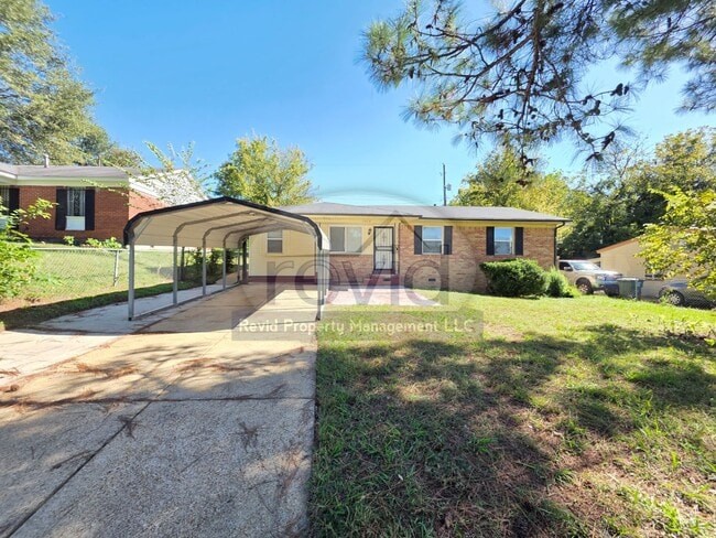 property at 3906 Hammett Dr