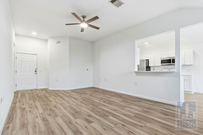 606 Colonial Park Blvd in Austin, TX - Building Photo - Building Photo