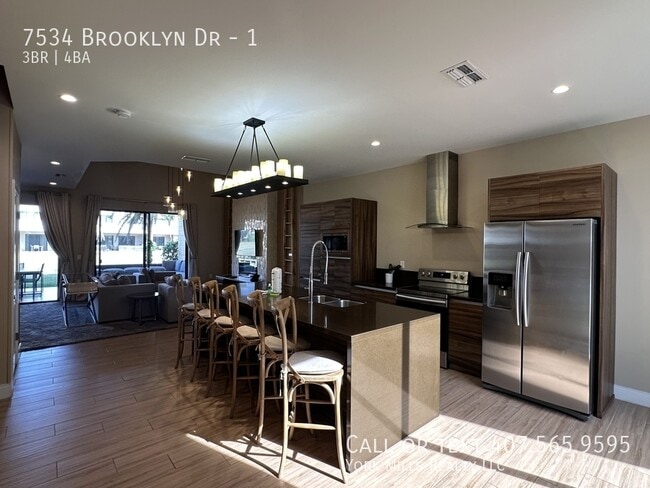 7534 Brooklyn Dr in Kissimmee, FL - Building Photo - Building Photo