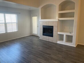 5628 Valle Alegre Pl NW in Albuquerque, NM - Building Photo - Building Photo