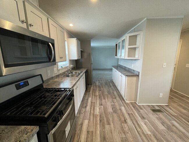 property at 46000 Geddes Rd