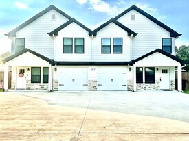 1412 Ave M in Nederland, TX - Building Photo