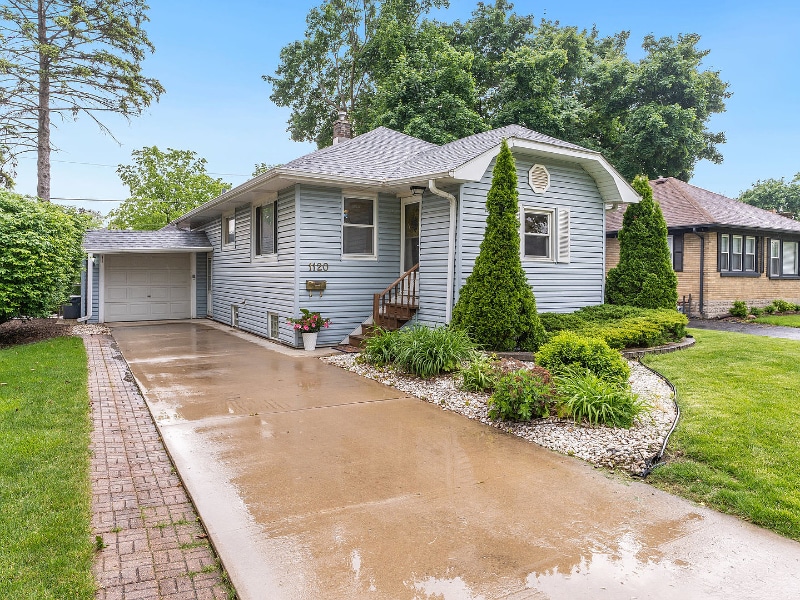 1120 Schriber Ave in Joliet, IL - Building Photo