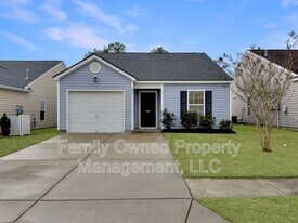 351 Salkahatchie St in Summerville, SC - Building Photo