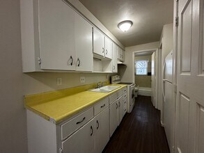 1270 Doblon St-Unit -B in Green Bay, WI - Building Photo - Building Photo