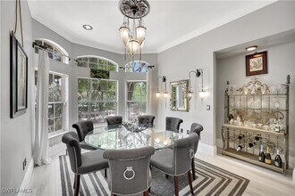 1904 Bethany Pl in Naples, FL - Foto de edificio - Building Photo