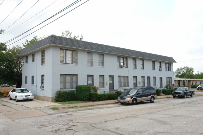 715-723 W Cannon St in Fort Worth, TX - Foto de edificio - Building Photo