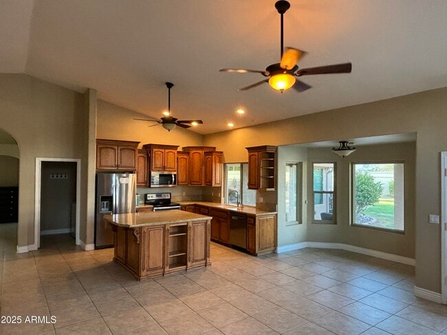 9411 S Palm Dr in Tempe, AZ - Building Photo - Building Photo