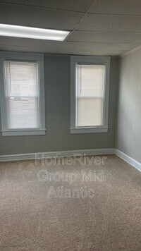 825 N Linwood Ave photo'