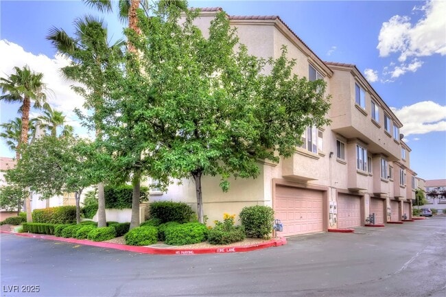 property at 1512 Faldo St