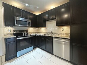 725 Cherokee St in Jacksonville, FL - Foto de edificio - Building Photo