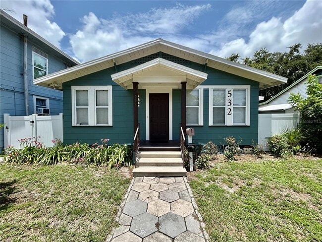 545 1/2 Highland St N in St. Petersburg, FL - Building Photo - Building Photo