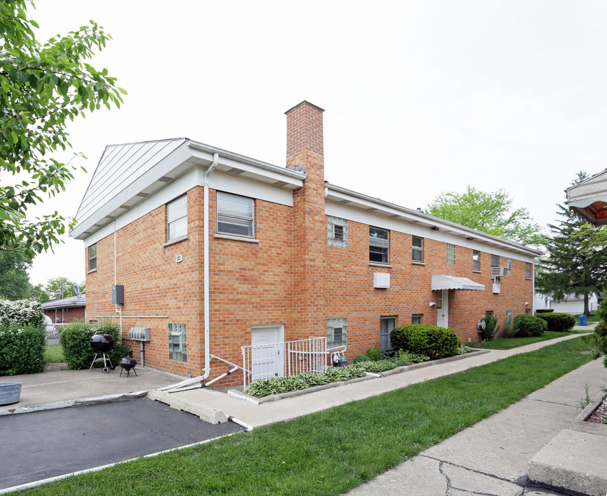 172 E Lorraine Ave in Addison, IL - Foto de edificio