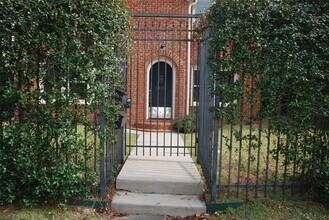 1405 Crocker St-Unit -B in Houston, TX - Building Photo - Building Photo