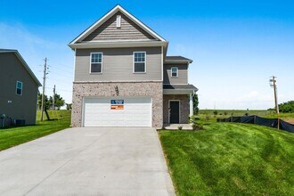 317 Friendly Ave in Nicholasville, KY - Building Photo - Building Photo