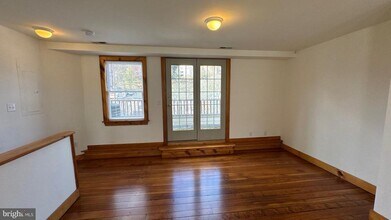 3732 St Paul St in Ellicott City, MD - Building Photo - Building Photo