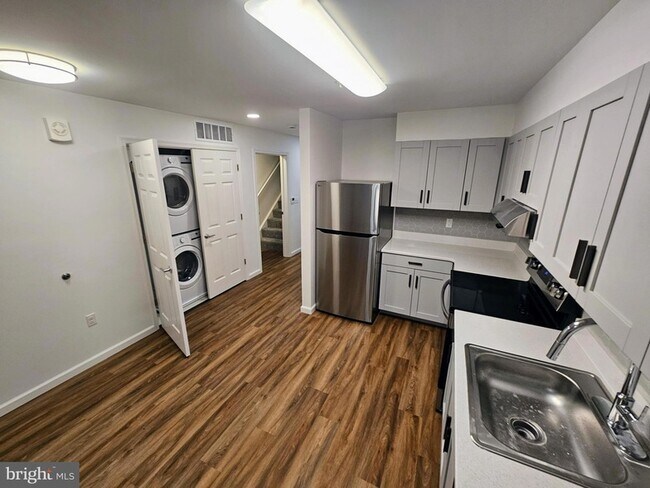 200 Hamilton Ave in Trenton, NJ - Building Photo - Building Photo