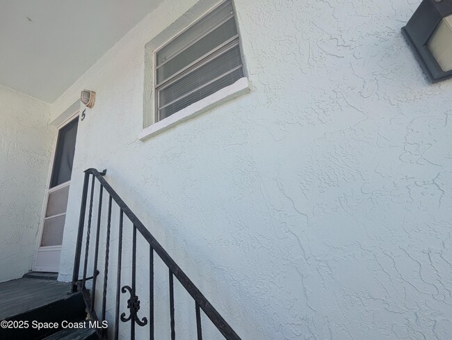 416 Ocean Ave in Melbourne Beach, FL - Building Photo - Building Photo