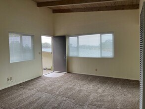 739-743 Los Osos Valley Rd in Los Osos, CA - Building Photo - Building Photo
