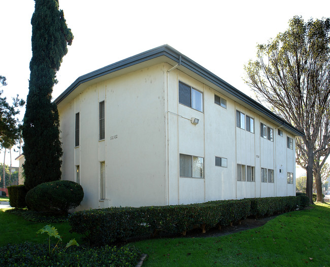 Malabar Apartments in Garden Grove, CA - Building Photo - Building Photo