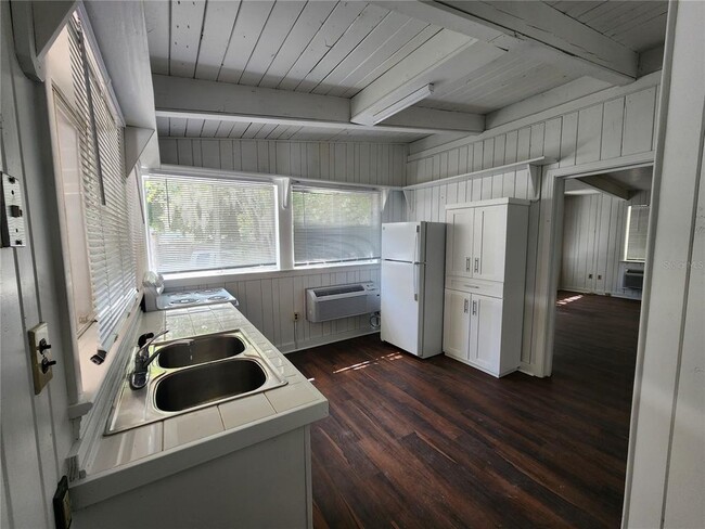 120 SE 7th St in Gainesville, FL - Building Photo - Building Photo