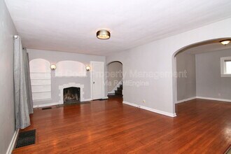 6055 Central Ave in Indianapolis, IN - Building Photo - Building Photo