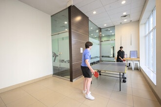 Preston House - Student Living in Waterloo, ON - Building Photo - Building Photo