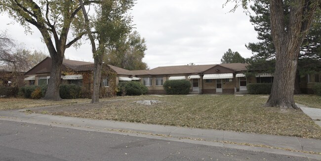 1600 Utica St in Denver, CO - Foto de edificio - Building Photo