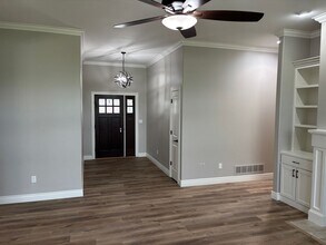 1928 Lasso Cir in Columbia, MO - Building Photo - Building Photo