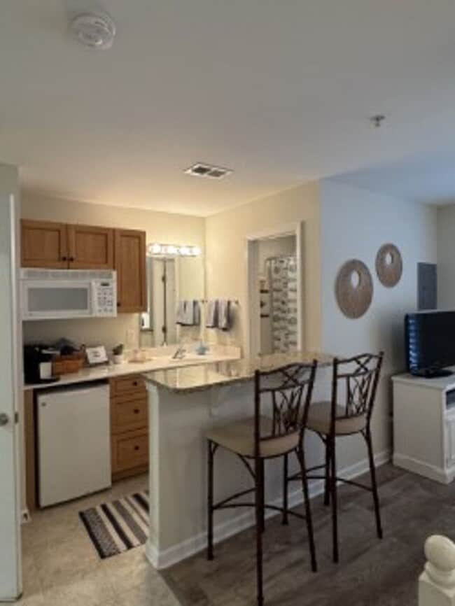 property at 3350 Club Villas Dr