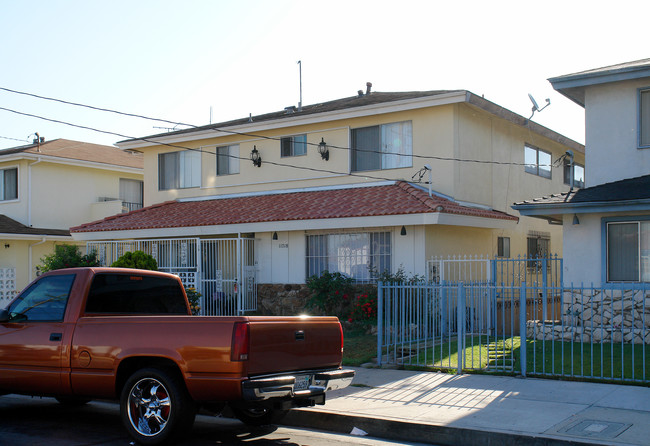 11718 Freeman Ave in Hawthorne, CA - Foto de edificio - Building Photo