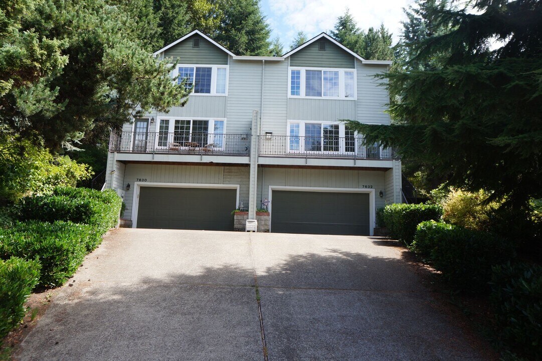 7632 SE 98th Ave in Portland, OR - Building Photo
