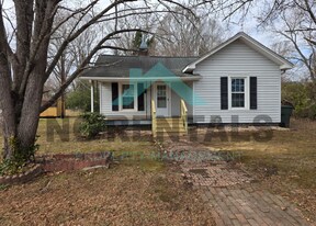 204 N 6th Ave in Mayodan, NC - Building Photo