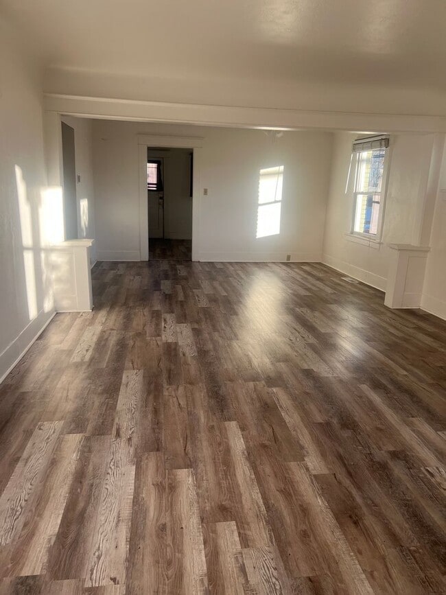 1102 Codel Way in Reno, NV - Building Photo - Building Photo