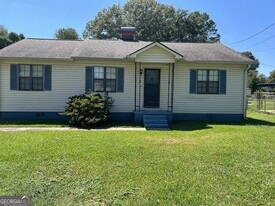 404 McArthur Blvd in Warner Robins, GA - Building Photo