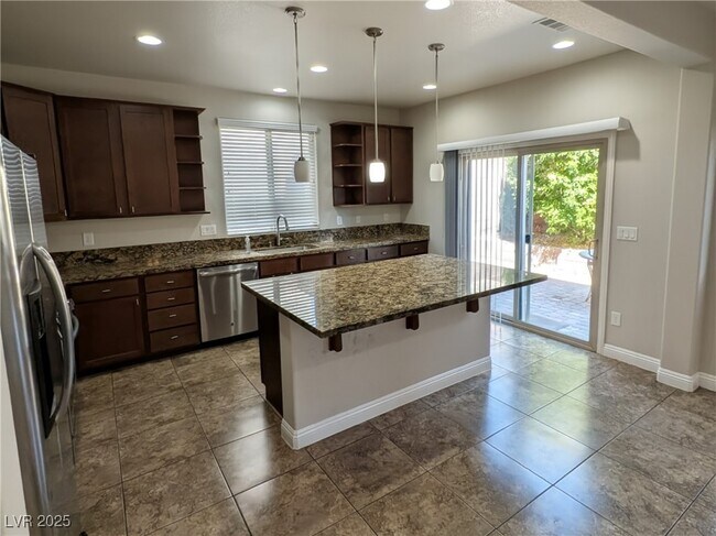 10668 Berkshire Woods Ave in Las Vegas, NV - Building Photo - Building Photo
