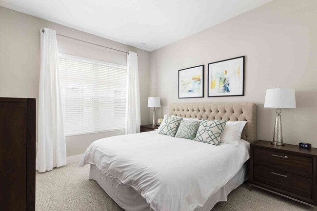 7586 Sunny Dreams Ln in Kissimmee, FL - Building Photo - Building Photo
